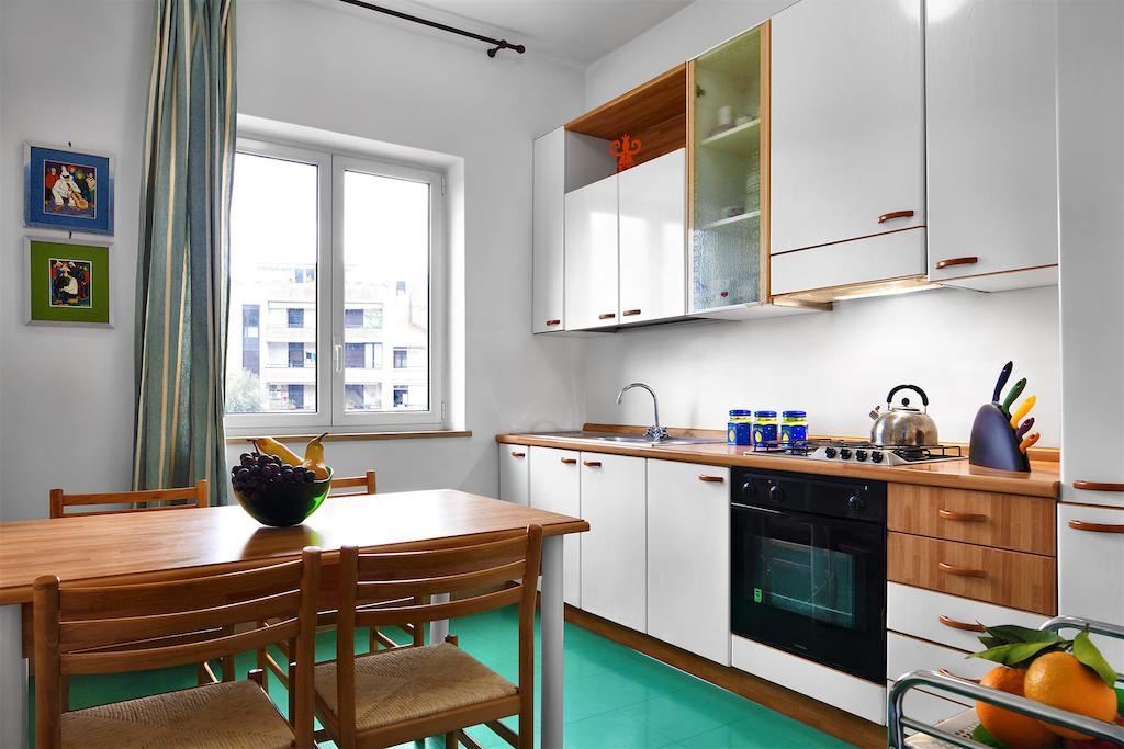 Caruso 1 - Apartamento *